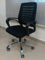 ⁦كرسى ظهر وسط شبك اسود - موديل CH V1043 B - يدات ثابتة - نجمة معدن⁩ - الصورة ⁦6⁩