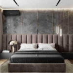 سرير نوم Bed King -02 ظهر تنجيد ( قماش او جلد مقلوب ) شامل 2 كمود