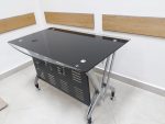 ⁦مكتب 120 سم موديل Spider - Glass مقاس 120 * 60 * 75 سم⁩ - الصورة ⁦2⁩