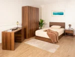 ⁦غرفة نوم Bedroom -17 مكونة من 4 قطع - سرير خشب + دولاب + كمود + مكتب⁩ - الصورة ⁦3⁩