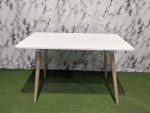 ⁦ترابيزة طعام / كافيتريا -  D-Table 140 * 80 cm - تستند على 4 أرجل خشب زان - بدون الكراسي⁩ - الصورة ⁦4⁩