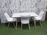 ⁦كرسى اكريليك خرزان - موديل Decor 02 - يستند على 4 ارجل خشب زان⁩ - الصورة ⁦9⁩