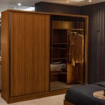 ⁦غرفة نوم Bedroom -11 مكونة من 5 قطع - سرير خشب + دولاب + 2 كمود + تسريحة بالمراية⁩ - الصورة ⁦3⁩