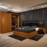 غرفة نوم Bedroom -11 مكونة من 5 قطع - سرير خشب + دولاب + 2 كمود + تسريحة بالمراية
