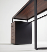 ⁦مكتب 140 سم موديل Metaly Plus 07 مقاس 140 * 60 * 75 سم شامل وحدة ادراج جانبية⁩ - الصورة ⁦9⁩